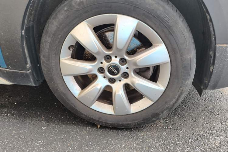 Used MINI Countryman 2020 1.5T COOPER ALL4 Right Front Wheel Hub