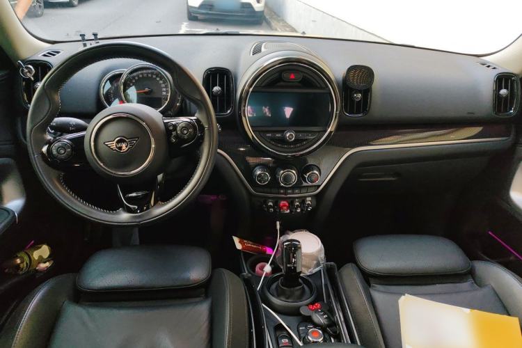 Used MINI Countryman 2020 1.5T COOPER ALL4 Connoisseur Center Console