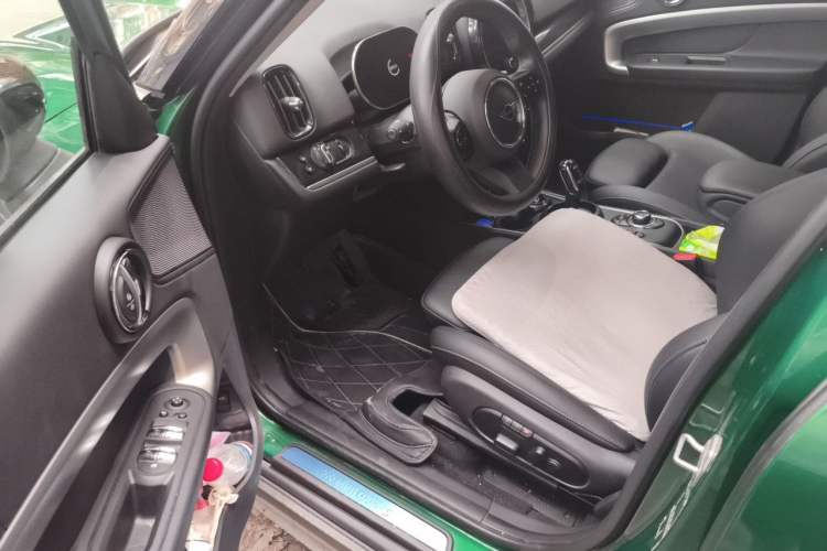 Used MINI Countryman 2020 2.0T COOPER S Driver Seat
