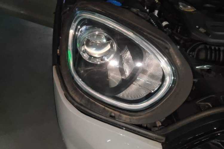 Used MINI Countryman 2020 2.0T COOPER S ALL4 Polar Edition Right Front Headlight