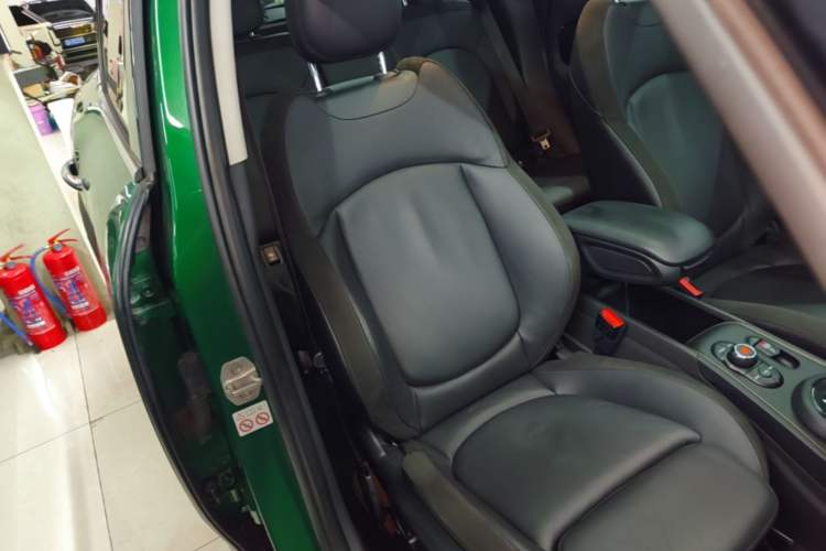 Used MINI Countryman 2020 2.0T COOPER S Right Front Seat