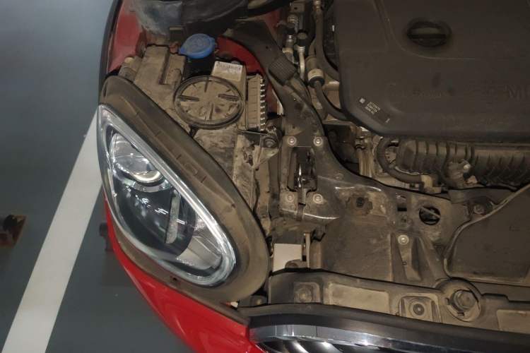 Used MINI Countryman 2020 1.5T COOPER ALL4 Engine Bay Right
