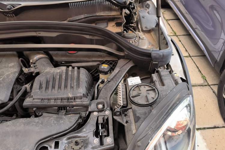 Used MINI Countryman 2020 1.5T COOPER ALL4 Engine Bay Left