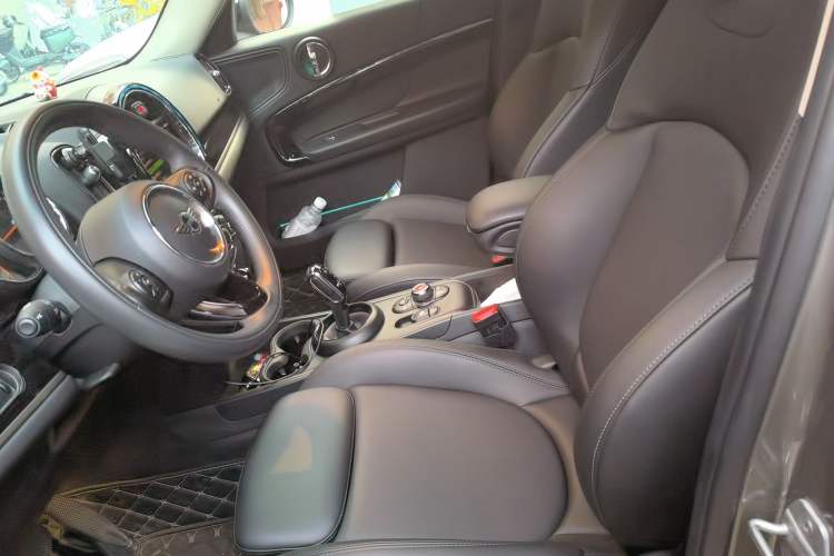Used MINI Countryman 2020 1.5T COOPER ALL4 Left Front Seat