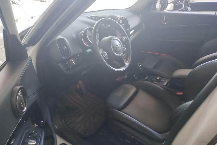 Used MINI Countryman 2020 1.5T COOPER ALL4 Interior 2