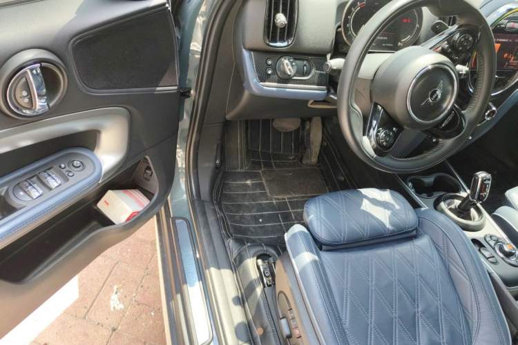 Used MINI Countryman 2021 2.0T COOPER S ALL4 Driver Seat