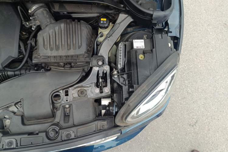 Used MINI Countryman 2021 2.0T COOPER S ALL4 Laguna Blue Limited Edition Engine Bay Left