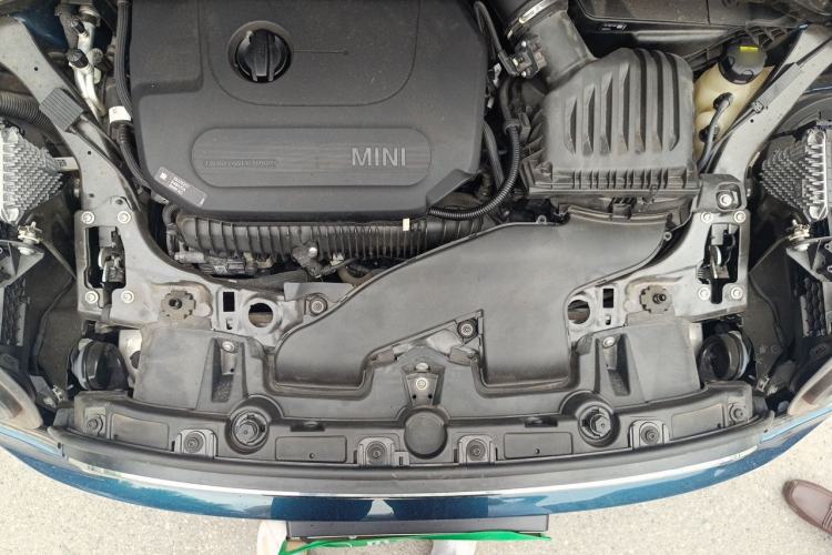 Used MINI Countryman 2021 2.0T COOPER S ALL4 Laguna Blue Limited Edition Engine Bay