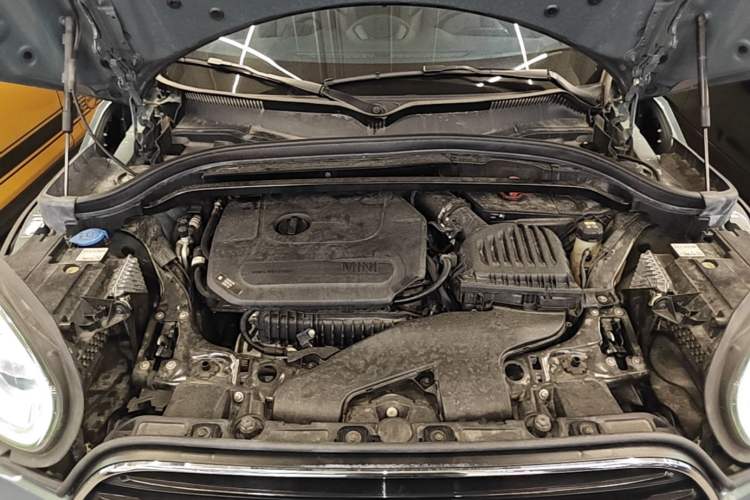 Used MINI Countryman 2021 1.5T COOPER ALL4 Connoisseur Engine Bay