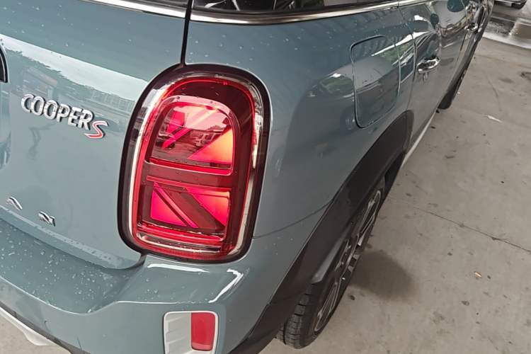 Used MINI Countryman 2021 2.0T COOPER S ALL4 Exterior 3