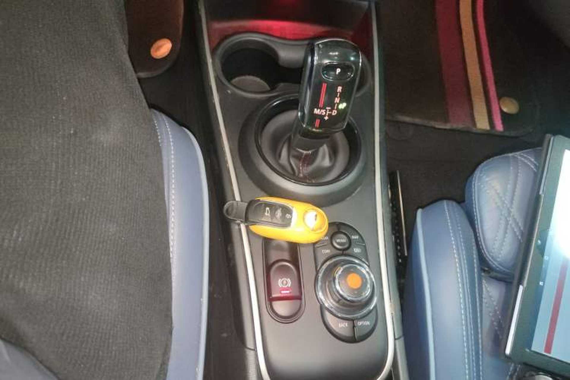 Used MINI Countryman 2021 2.0T COOPER S ALL4 Gear Lever