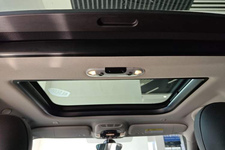 Used MINI Countryman 2021 1.5T COOPER ALL4 Connoisseur Headliner