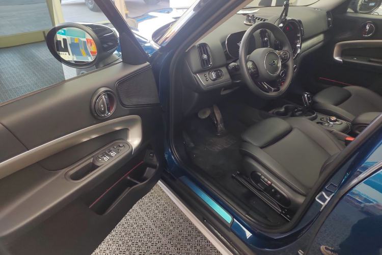 Used MINI Countryman 2021 1.5T COOPER ALL4 Connoisseur Interior 2