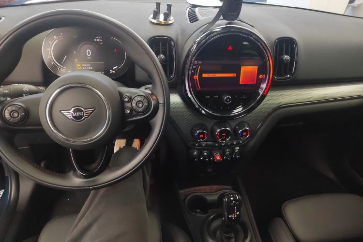 Used MINI Countryman 2021 1.5T COOPER ALL4 Connoisseur Interior 3