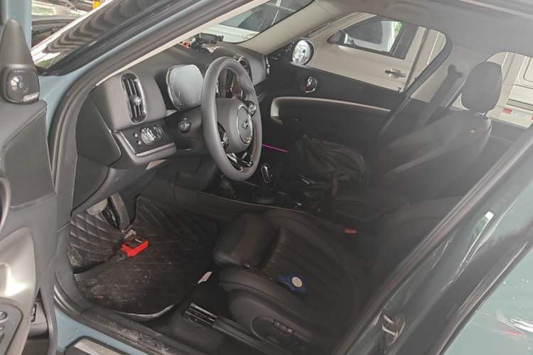 Used MINI Countryman 2021 2.0T COOPER S ALL4 Left Front Seat