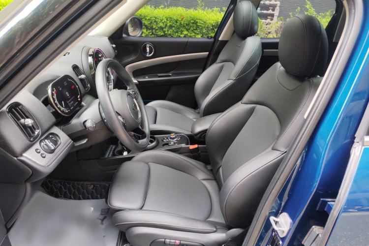 Used MINI Countryman 2021 1.5T COOPER ALL4 Laguna Blue Limited Edition Left Front Seat