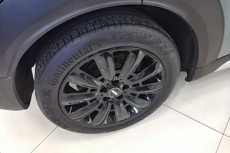 Used MINI Countryman 2021 1.5T COOPER ALL4 Connoisseur Right Rear Wheel Hub
