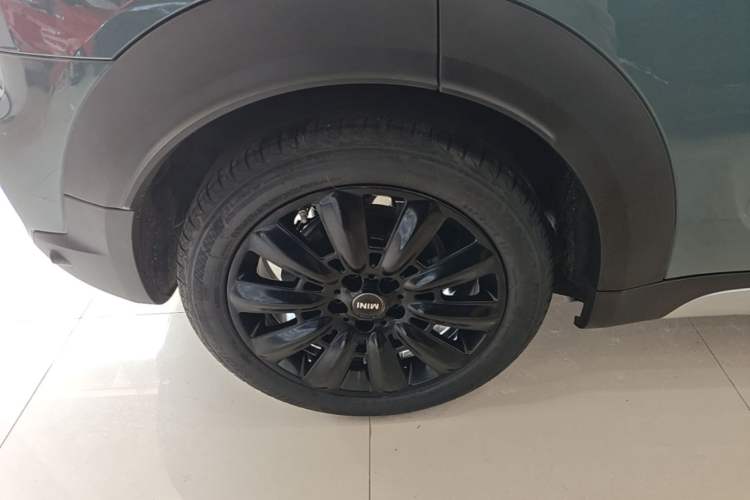 Used MINI Countryman 2021 1.5T COOPER ALL4 Connoisseur Right Rear Wheel Hub