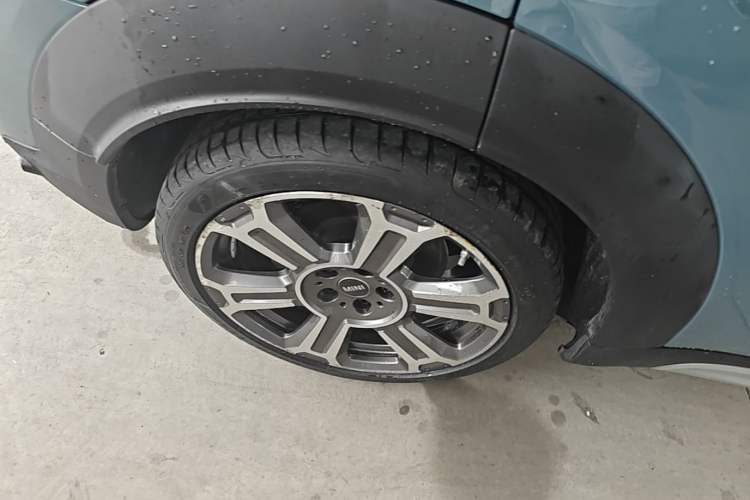 Used MINI Countryman 2021 2.0T COOPER S ALL4 Right Rear Wheel Hub