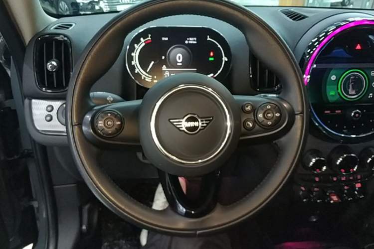Used MINI Countryman 2021 1.5T COOPER ALL4 Connoisseur Steering Wheel