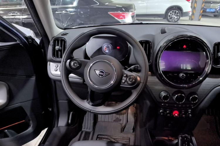 Used MINI Countryman 2021 1.5T COOPER ALL4 Laguna Blue Limited Edition Steering Wheel