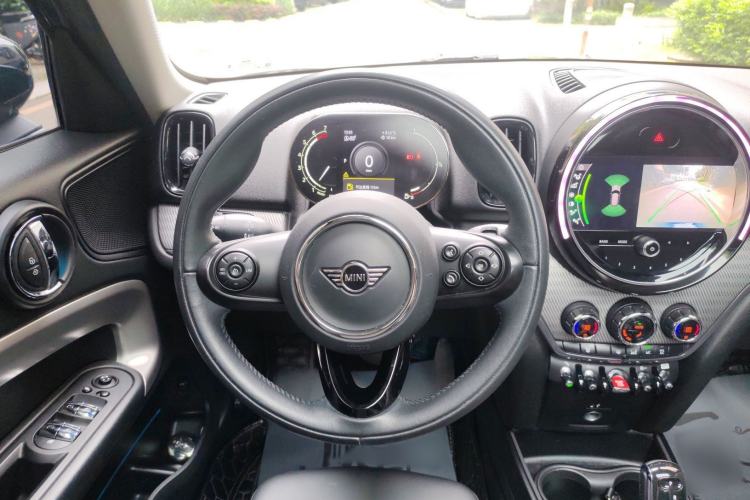 Used MINI Countryman 2021 1.5T COOPER ALL4 Laguna Blue Limited Edition Steering Wheel