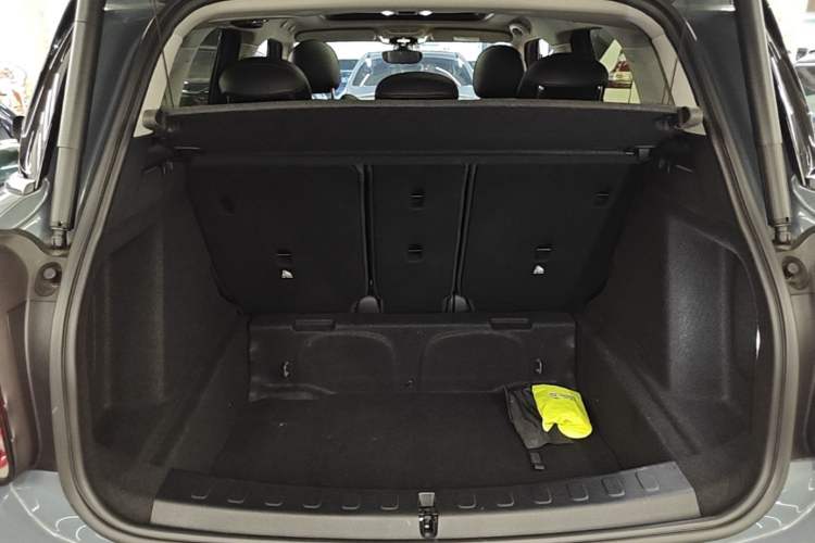 Used MINI Countryman 2021 1.5T COOPER ALL4 Connoisseur Trunk