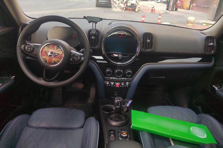 Used MINI Countryman 2021 1.5T COOPER Connoisseur Center Console