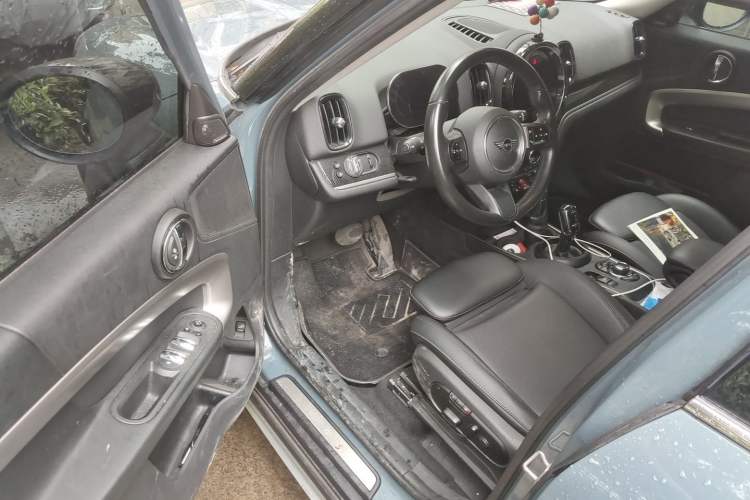 Used MINI Countryman 2021 2.0T COOPER S Driver Seat