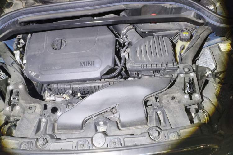 Used MINI Countryman 2021 1.5T COOPER ALL4 Engine Bay