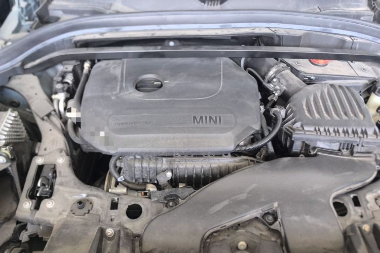Used MINI Countryman 2021 1.5T COOPER Connoisseur Engine Bay