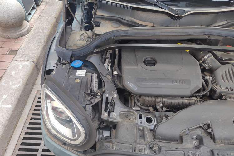 Used MINI Countryman 2021 1.5T COOPER Connoisseur Engine Bay Right