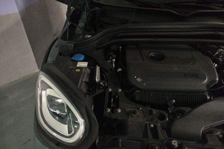 Used MINI Countryman 2021 2.0T COOPER S ALL4 Engine Bay Right