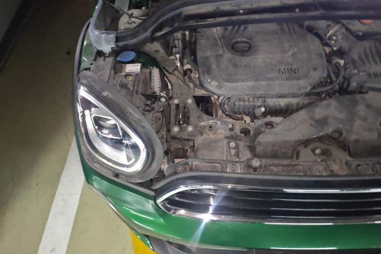 Used MINI Countryman 2021 1.5T COOPER ALL4 Connoisseur Engine Bay Right
