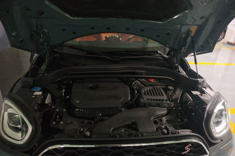 Used MINI Countryman 2021 2.0T COOPER S ALL4 Engine Bay