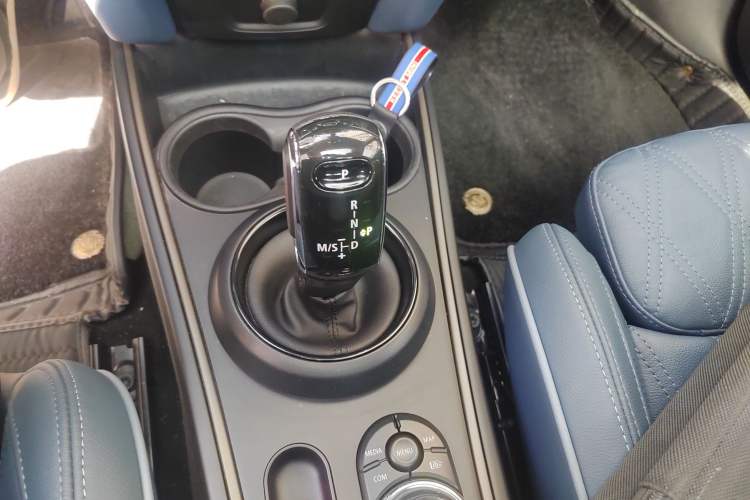 Used MINI Countryman 2021 1.5T COOPER Connoisseur Gear Lever