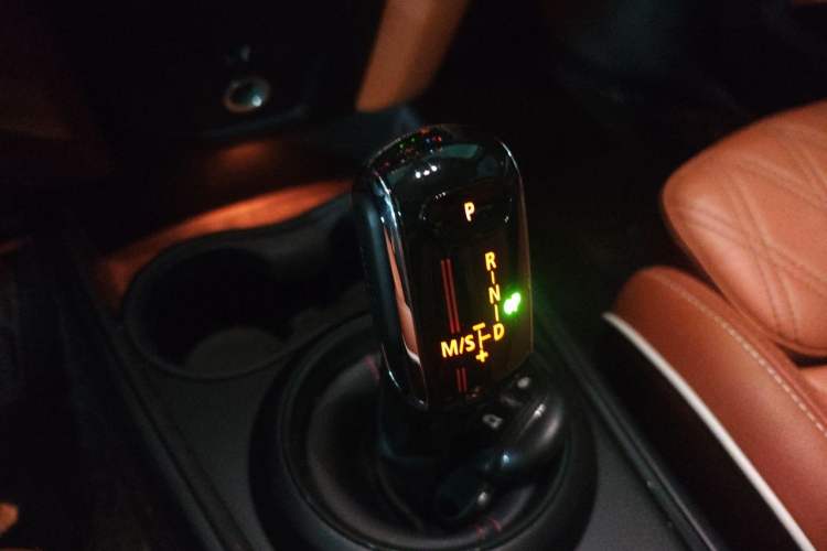 Used MINI Countryman 2021 2.0T COOPER S ALL4 Gear Lever