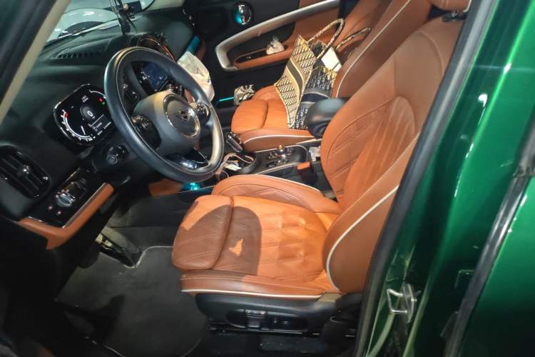 Used MINI Countryman 2021 1.5T COOPER ALL4 Connoisseur Left Front Seat