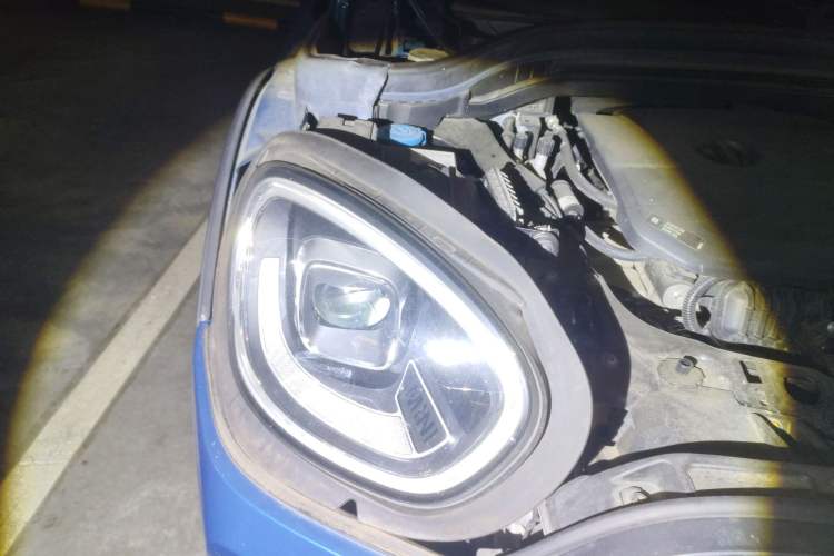 Used MINI Countryman 2021 1.5T COOPER ALL4 Right Front Headlight