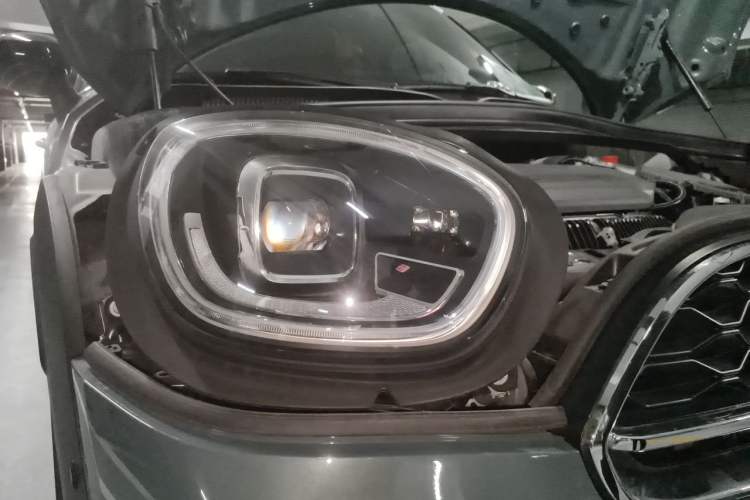 Used MINI Countryman 2021 2.0T COOPER S ALL4 Right Front Headlight