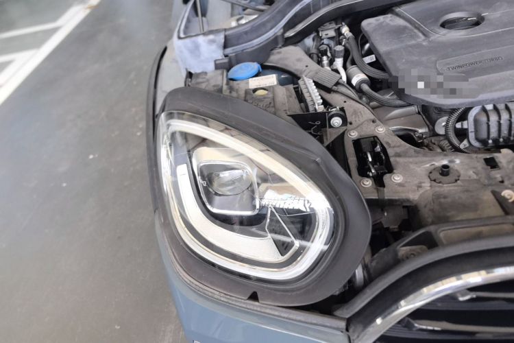 Used MINI Countryman 2021 1.5T COOPER Connoisseur Right Front Headlight
