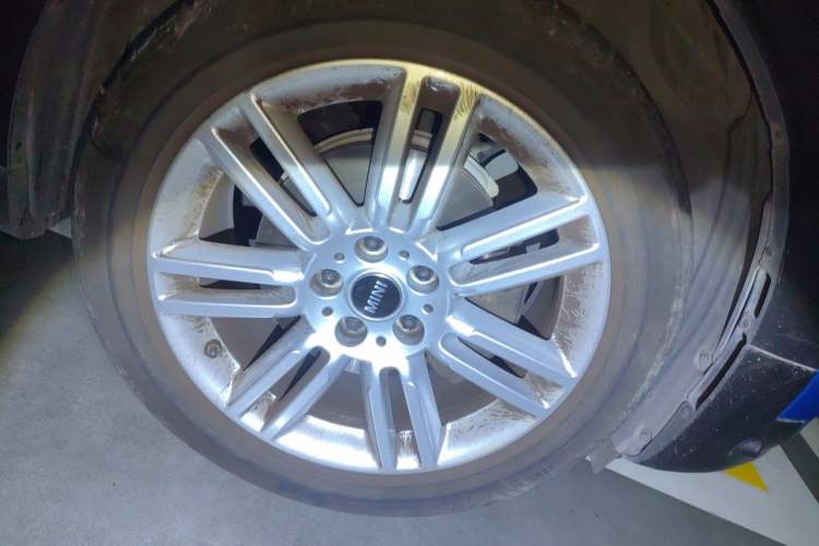 Used MINI Countryman 2021 1.5T COOPER ALL4 Connoisseur Right Front Wheel Hub