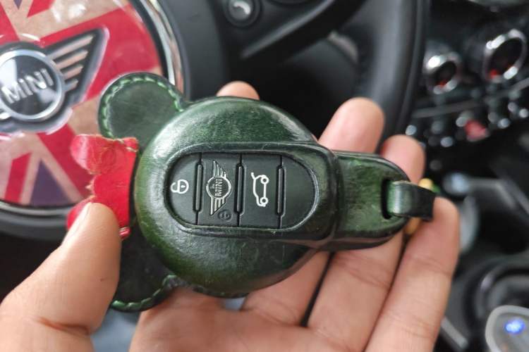 Used MINI Countryman 2021 1.5T COOPER ALL4 Connoisseur Vehicle Key
