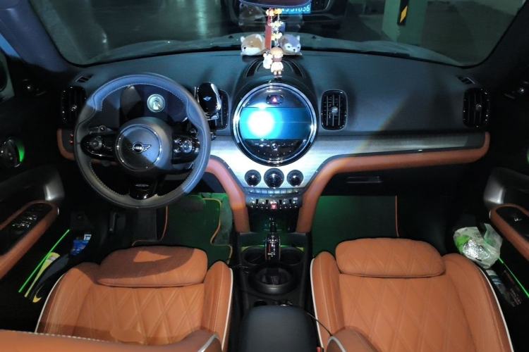 Used MINI Countryman 2021 2.0T COOPER S ALL4 Center Console