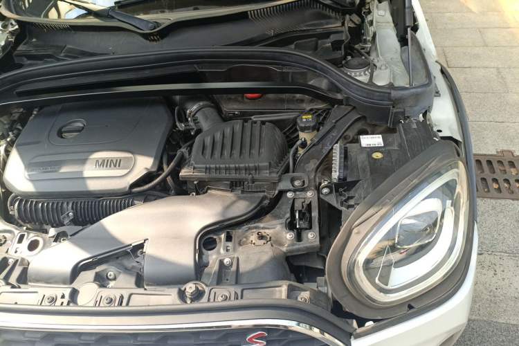 Used MINI Countryman 2021 2.0T COOPER S Engine Bay Left