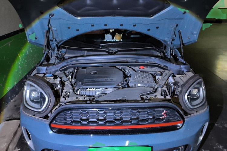 Used MINI Countryman 2021 2.0T COOPER S ALL4 Engine Bay