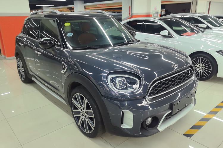 Used MINI Countryman 2021 2.0T COOPER S ALL4 Front Right 45 Deg