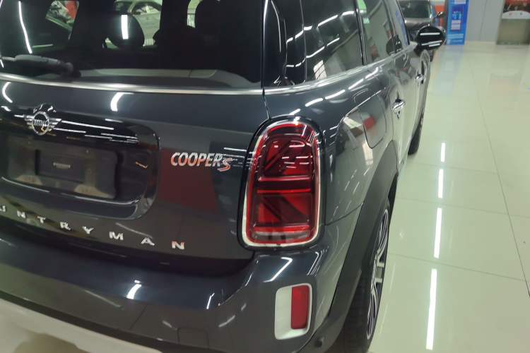 Used MINI Countryman 2021 2.0T COOPER S ALL4 Right Rear Taillight