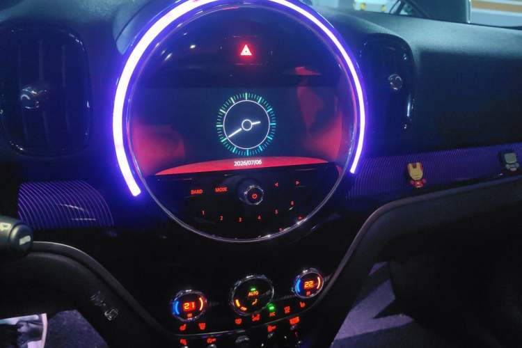 Used MINI Countryman 2021 2.0T COOPER S ALL4 Audio And AC Panel