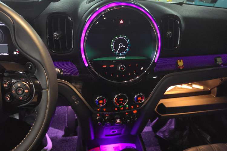 Used MINI Countryman 2021 2.0T COOPER S ALL4 Audio And AC Panel
